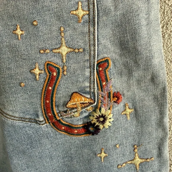 DRIFTWOOD Light Blue Hallucination Barbara barrel Embroidered  Jeans - Picture 12 of 16